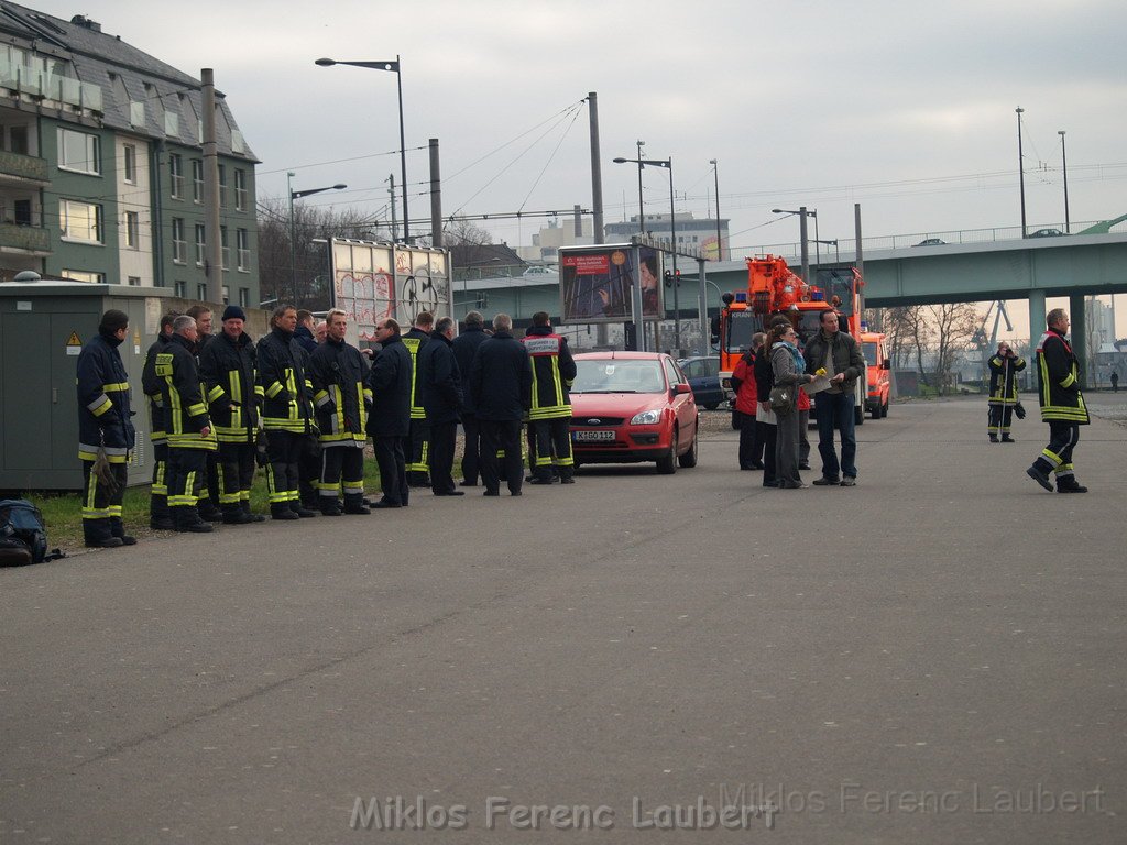 Neue LF`s fuer Koeln Uebergabe in Koeln Deutz an den Wachen  P091.JPG